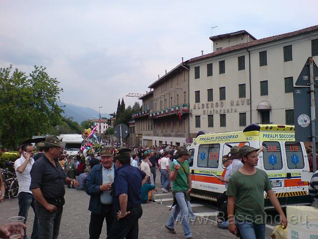 Adunata Alpini BAssano 2008 MK-404.JPG